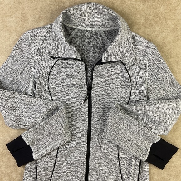 Lululemon Asana Jacket Herringbone Long Sleeve Full Zip Thumb Holes Women Sz 6 - Picture 9 of 9